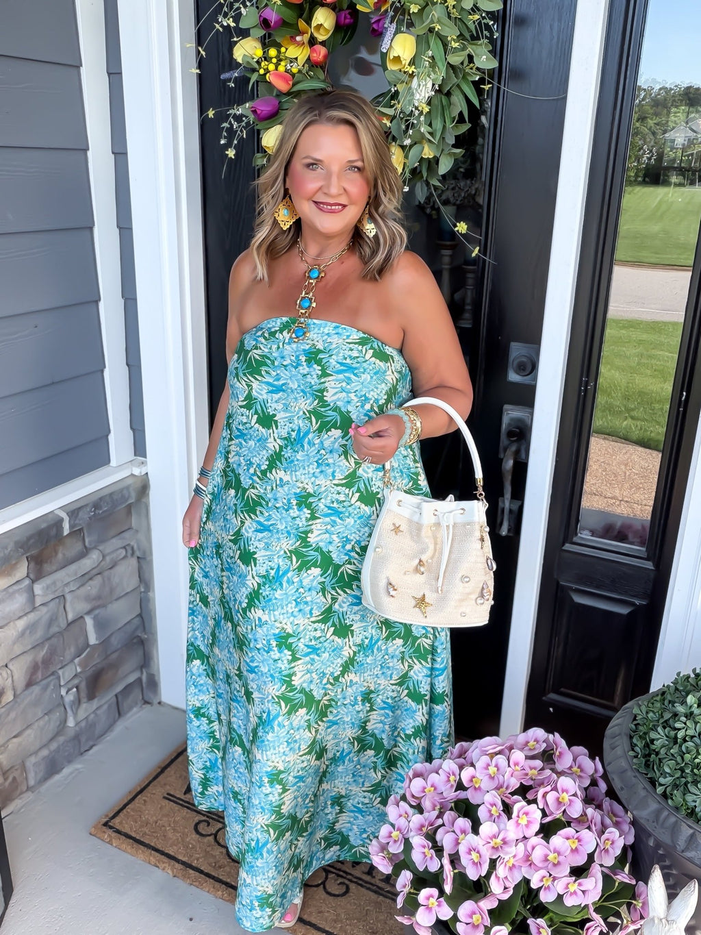 botanical maxi dress The Sweet Escape or keep it casual Material Content:85% Polyester 9% Viscose 6% Elastane revolve Star Butterfly in Green