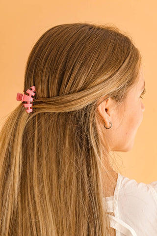Classic Calming Coral Tiny Hair Clip