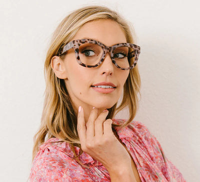 +1.50 Center Stage Reading Glasses Gray Tortoise
