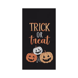 Festive halloween towel.