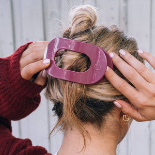 Wild Side Large Flat Round Clip