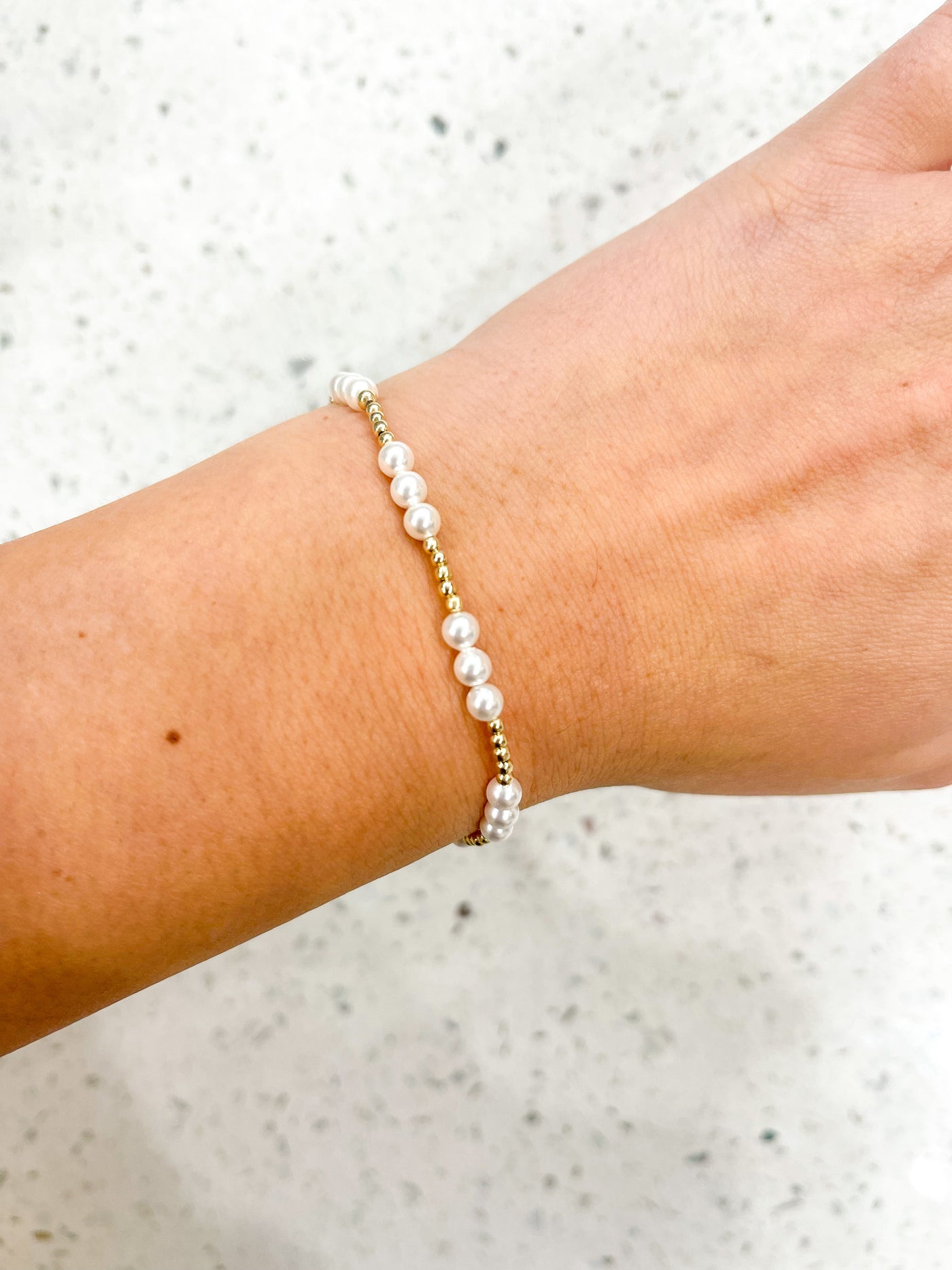 Classic Joy Pattern 4mm Bracelet - Pearl
