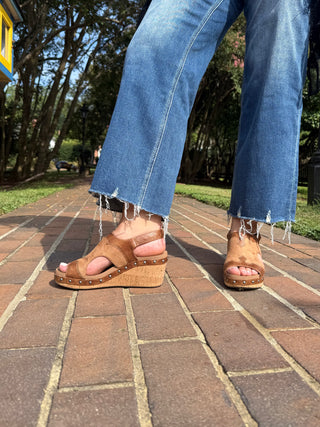 Corkys | Hey Stranger Wedge | Saddle