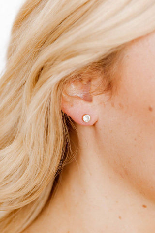 Juliet Screwback Stud Earrings