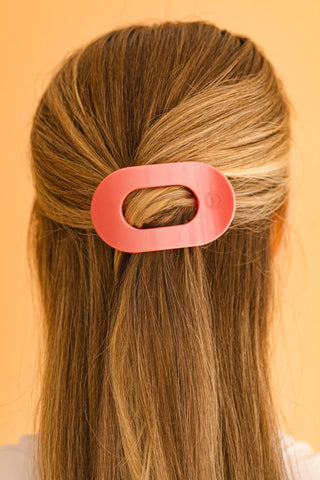 Calming Coral Small Round Flat Hair Clip