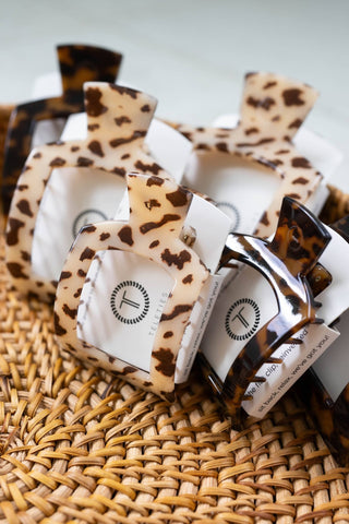 Blonde Tortoise Small Square Flat Hair Clip