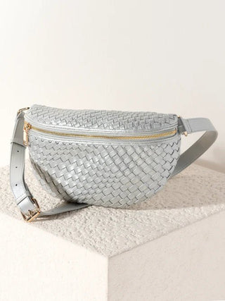 Blythe Sling Bag - Silver