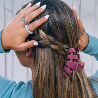 Classic Wild Side Medium Hair Clip