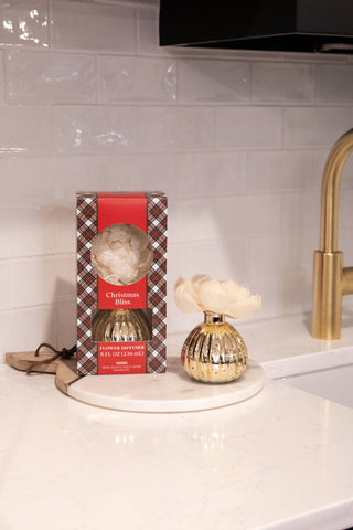 Christmas Bliss  Holiday Flower Diffuser