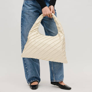 Ivory pleated handbag 