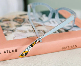 Flower Child Reading Glasses Light Blue