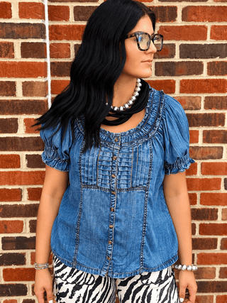 Ivy Jane | Ruffled Denim Puff Sleeve Blouse
