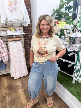 Laid-Back Luxe Barrel Jeans