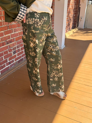 Olive Garden Floral Pants