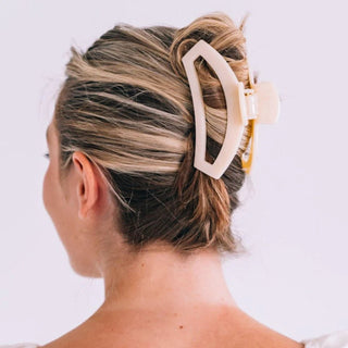Open Almond Beige Hair Clips
