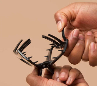 Open Almond Beige Large Hair Clip