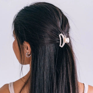 Open Almond Beige Tiny Hair Clip