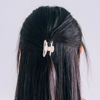 Open Almond Beige Tiny Hair Clip