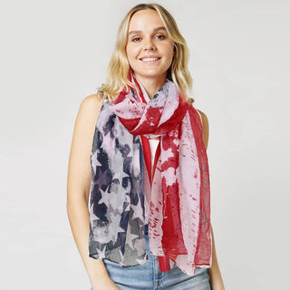 Patriotic USA scarf.