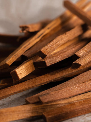 Pura Winter Noir Fragrance