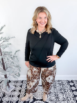 Structured in Style Top | Black