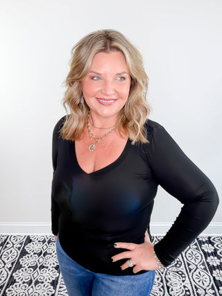 black long sleeve tshirt