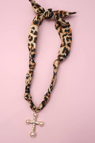 The Keepsake Scarflet Necklaces