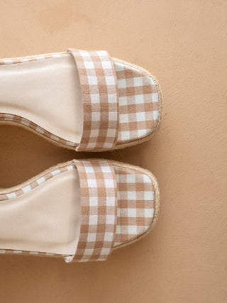 The Oceana Wrap Wedge | Latte Gingham