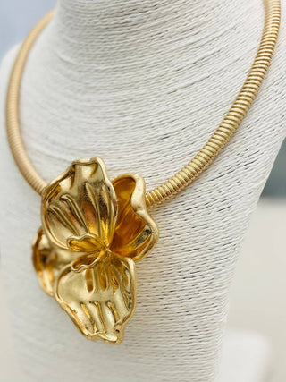 Vintage Bloom Choker