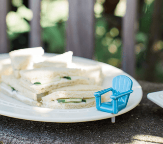 Nora Fleming | Chillin Chair Blue Mini