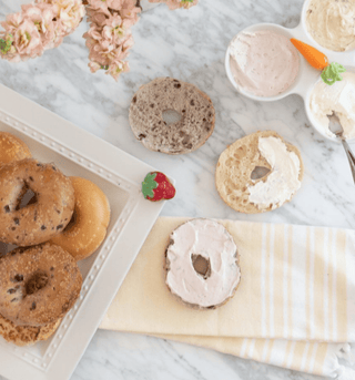 Nora Fleming | Juicy Fruit Mini, Strawberry